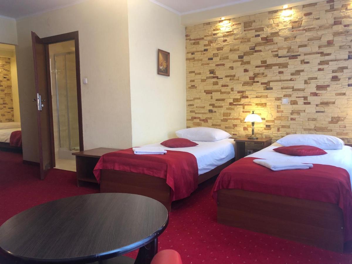 Hotel Sekwana ブィドゴシュチュ エクステリア 写真