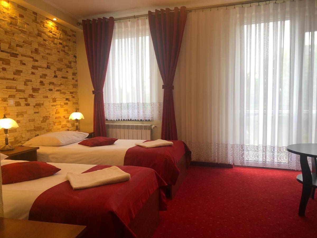 Hotel Sekwana ブィドゴシュチュ エクステリア 写真