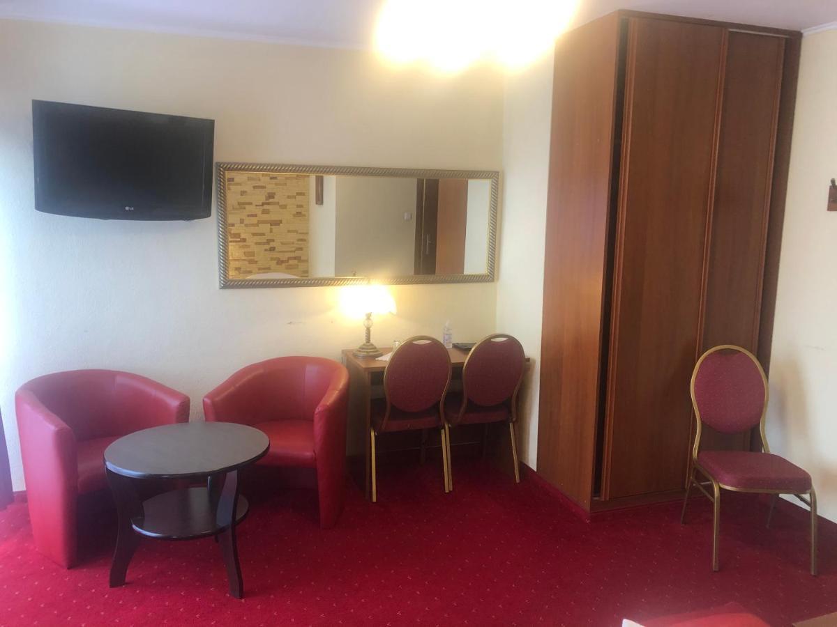 Hotel Sekwana ブィドゴシュチュ エクステリア 写真